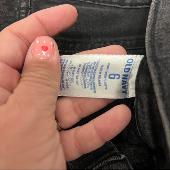 Old Navy The Flirt black skinny jeans - Picture 2 of 8